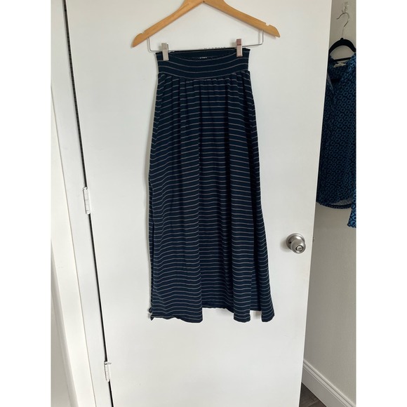 Natural By Known Supply Navy Blue Midi-Maxi Skirt with two Side Slits soft small - Picture 5 of 8